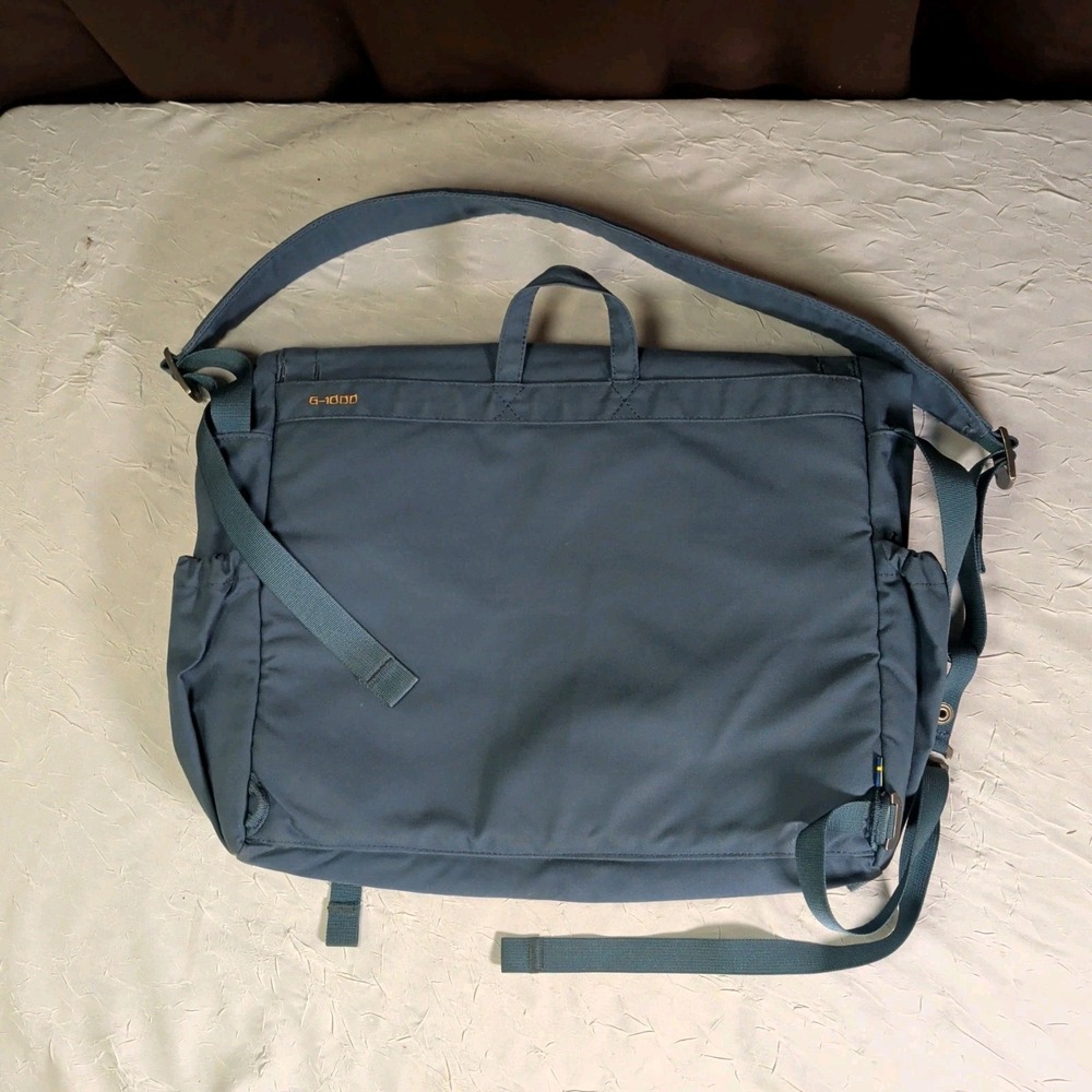 Fjallraven Foldsack No.2 Messenger Bag Cross Body Blue G-1000 Travel Work - Picture 2 of 13